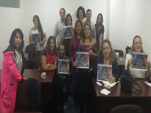 grupo terminando diplomado de pnl para terapuetas